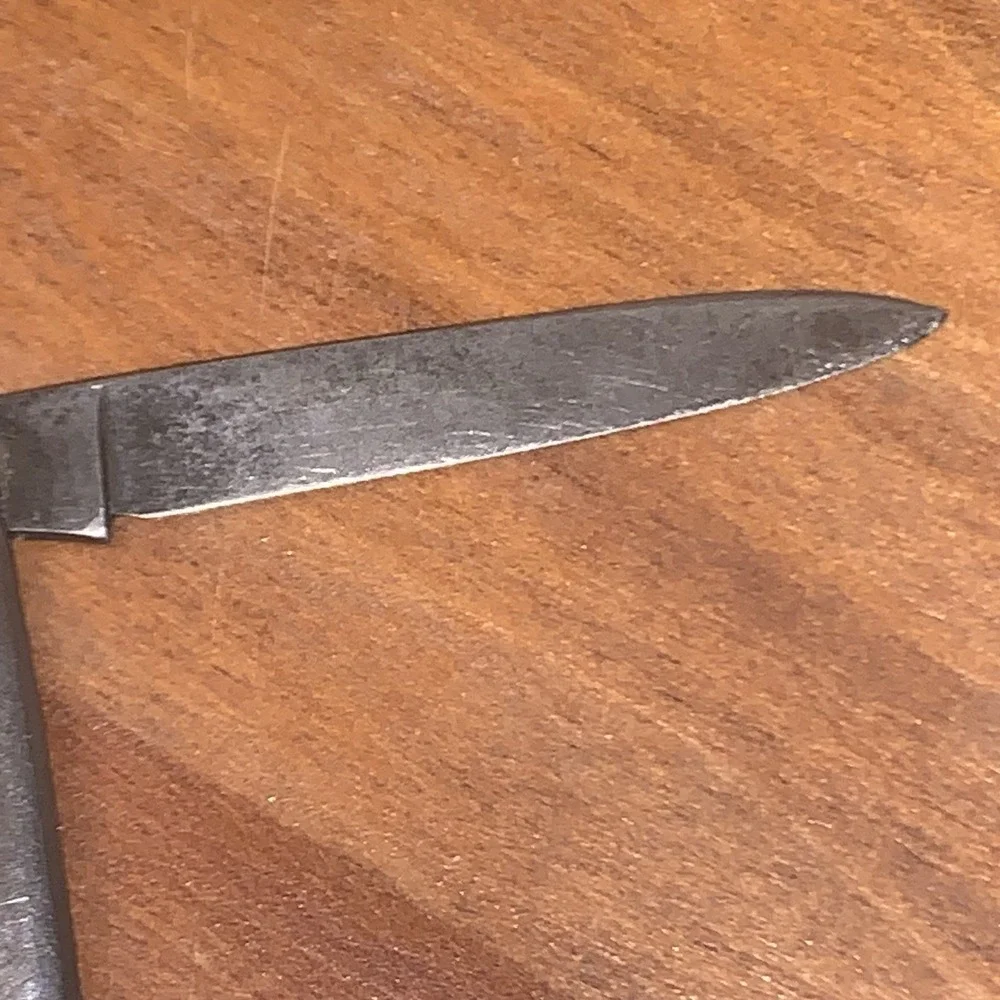 Vintage Hen & Rooster Logo 2 blade Folding Knife Engraved Soccer Player READ